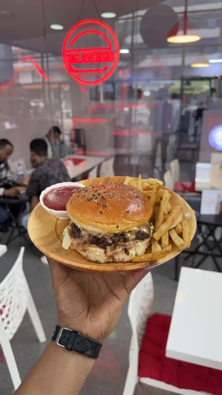 Kin Burger image