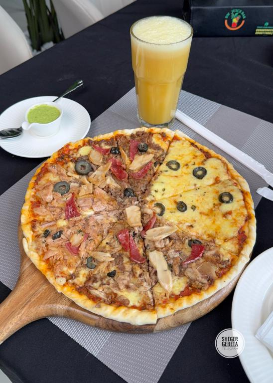 House special Pizza