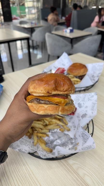 Majestic Cheese Burger image