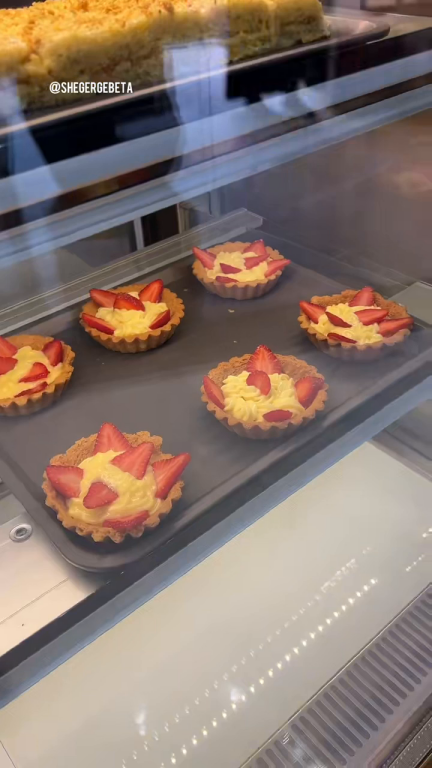 Strawberry Tart image