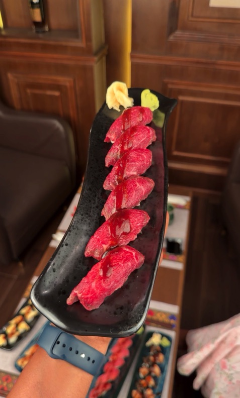 Australian wagyu nigiri image