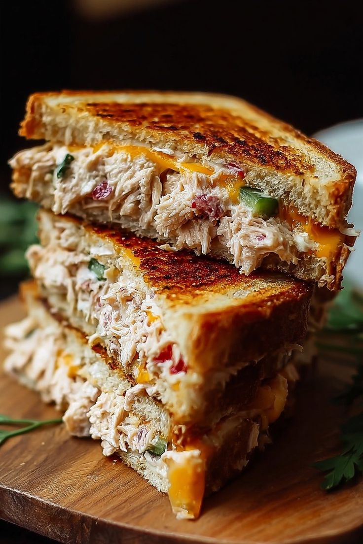 TUNA SANDWICH image