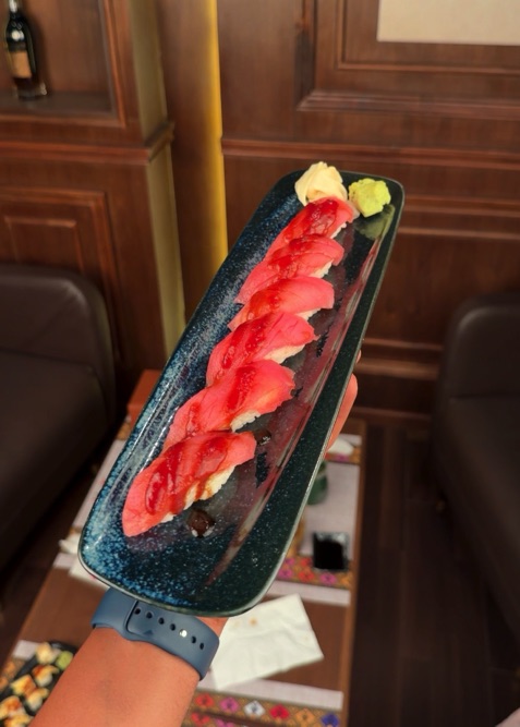 Salmon Nigiri image