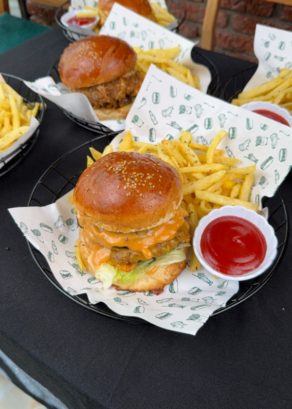 Double Cheddar Cheese Burger image