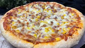 Tuna with cheese pizza image