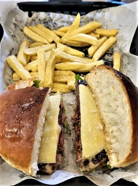 Salt Burger image