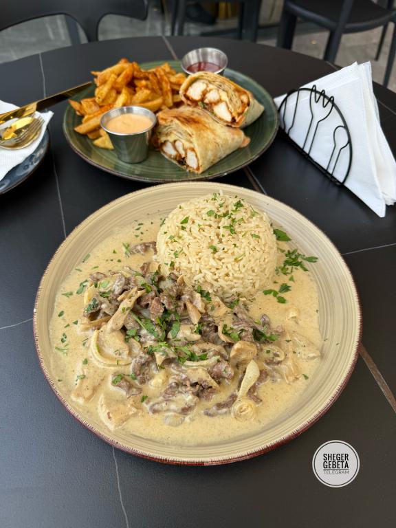 Beef stroganoff