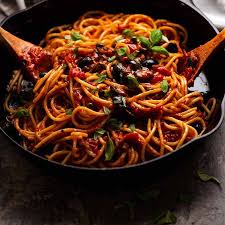 Spaghetti alla Puttanesca image