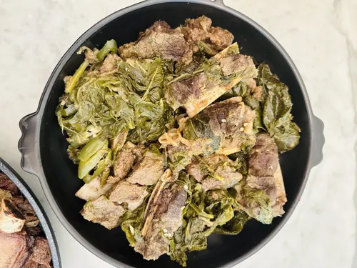 ጎመን በስጋ (Gomen Besega) image