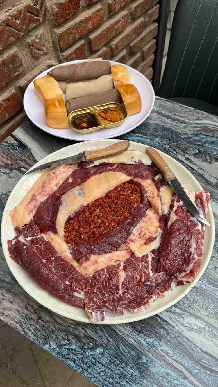 1 ኪሎ ሥጋ / 1 kg Meat